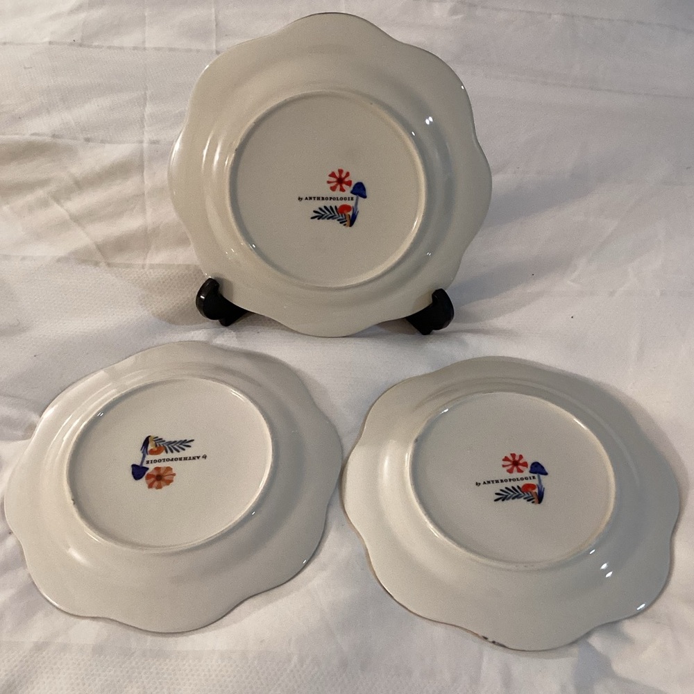 Set of Three (3) Anthropologie Astian Plates - Picture 6 of 6